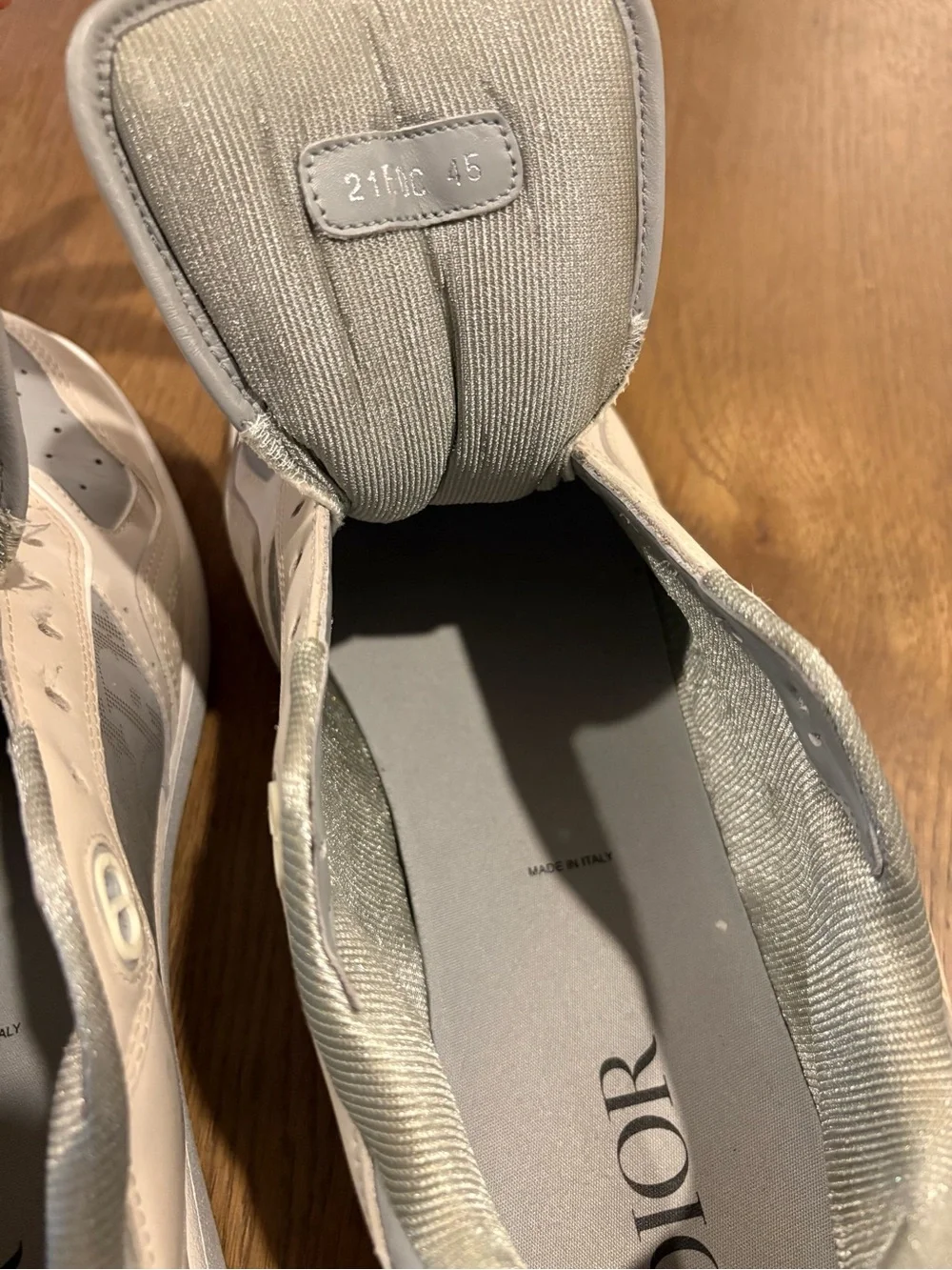Dior Men's Low-Top Sneakers in White and Light Gray